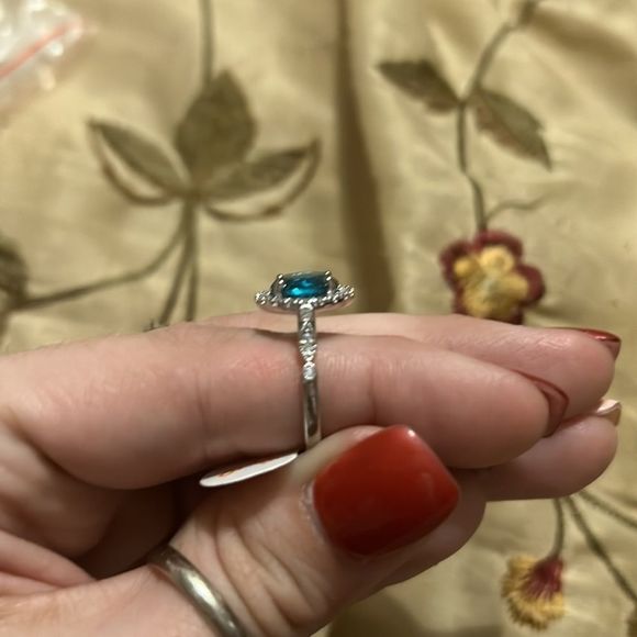 NWT Lab created aquamarine ring. Size 6. Rhodium plated. SRP: $68 - Picture 2 of 3